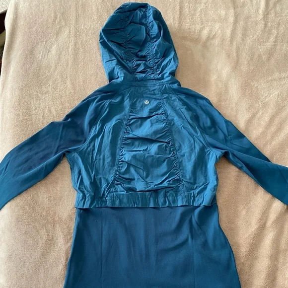 lululemon Reversible Jacket - Picture 10 of 11